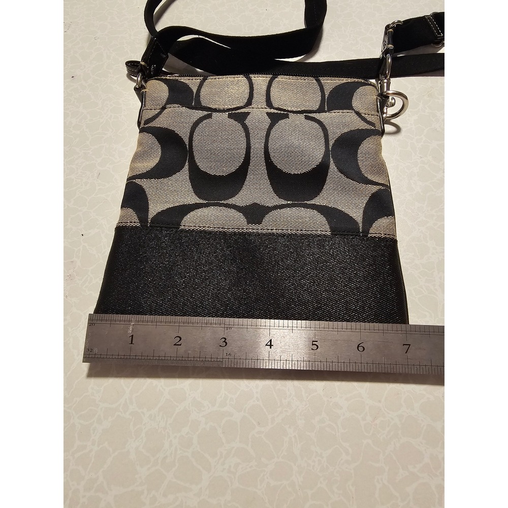 Coach Signature‎ Jacquard Crossbody Bag Black Gray Monogram Canvas Messenger - Picture 6 of 7